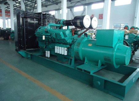青岛800kw康明斯柴油发电机组图片 青岛800kw康明斯柴油发电机组图片
